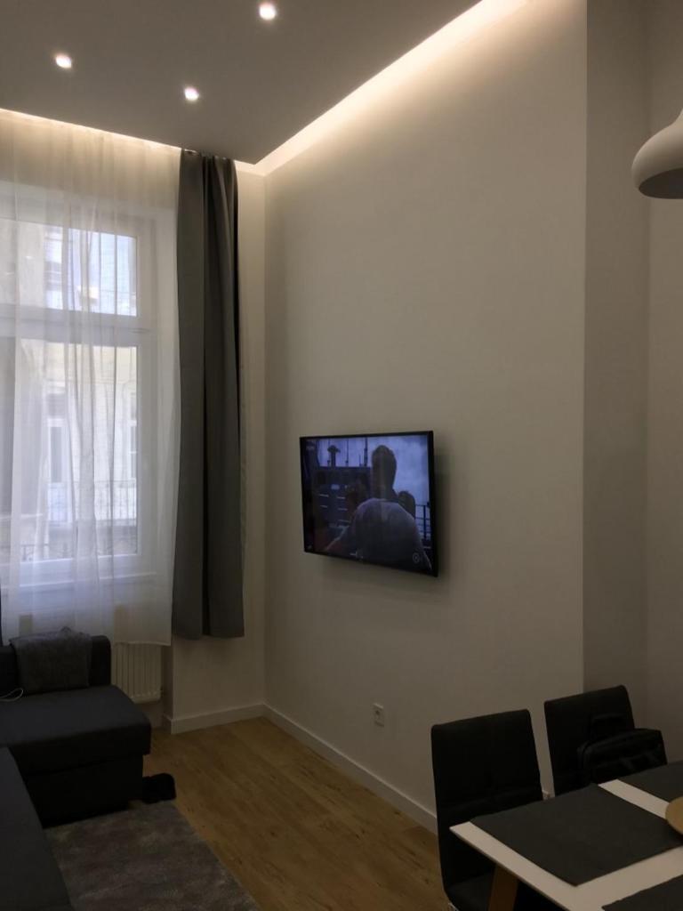 Colton Budapest Paulay Apartments 外观 照片
