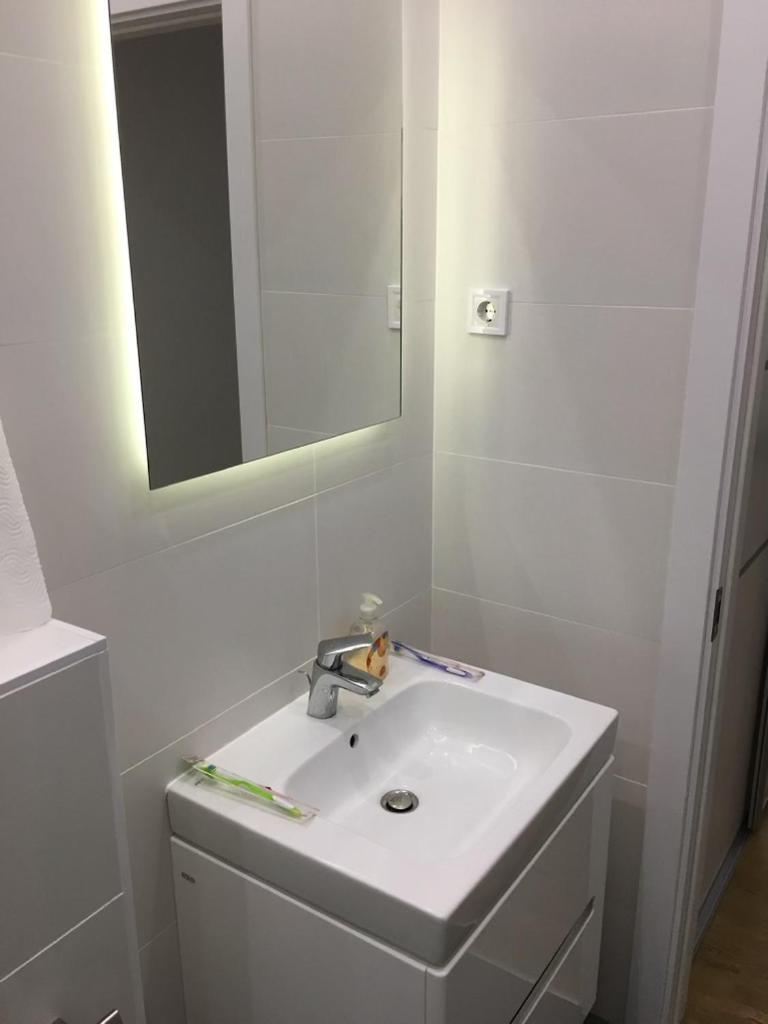 Colton Budapest Paulay Apartments 外观 照片